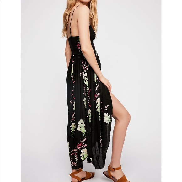 Beau Smocked Slip - Picture 2 of 7